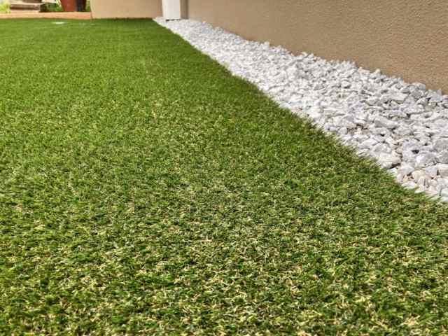 リガーデン(防草シート・人工芝・砂利敷設工事)(個人邸) 横浜市